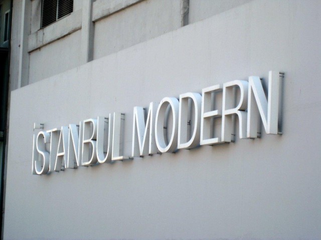 The İstanbul Museum of Modern Art was founded in 2004 and it’s the first private museum to organize modern and contemporary art exhibitions, occupies an 8,000 square meter site on the shores of the Bosphorus.