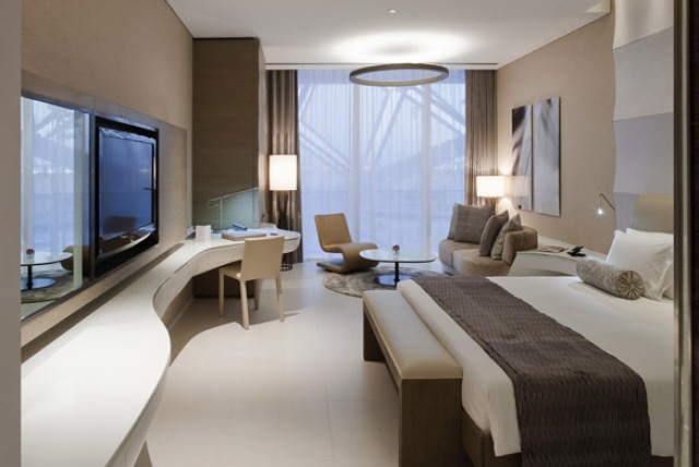Live at the Yas Viceroy Abu for a year…