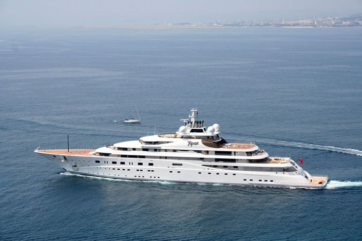 Topaz-the-most-luxurious-yacht