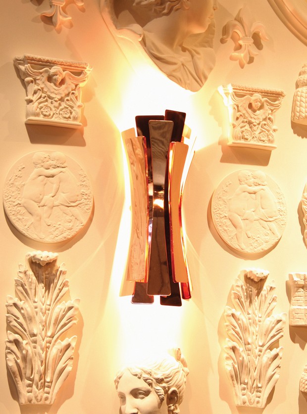 15 Modern Wall Lamps for a Perfect Living Room